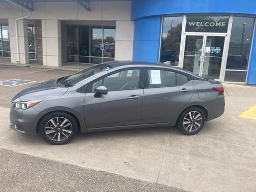 2021 Nissan Versa 1.6 SV