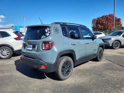 2017 Jeep Renegade Trailhawk