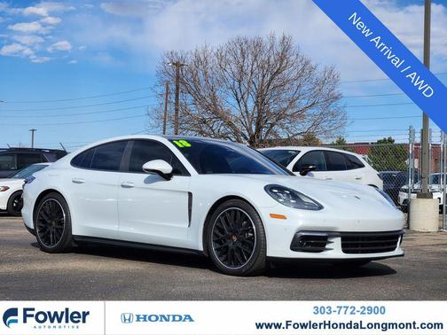2018 Porsche Panamera 4