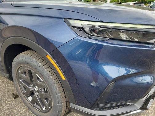 Canyon River Blue Metallic 2026 Honda CR-V Hybrid TrailSport AWD