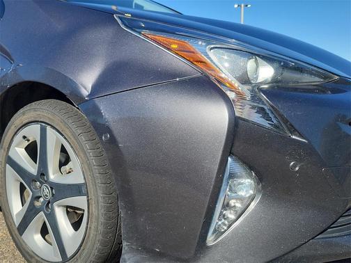 2017 Toyota Prius Four Touring