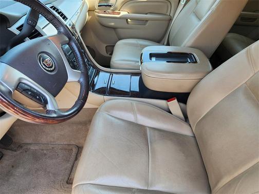 2013 Cadillac Escalade Premium