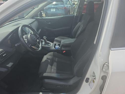 Crystal White Pearl 2020 Subaru Outback Premium