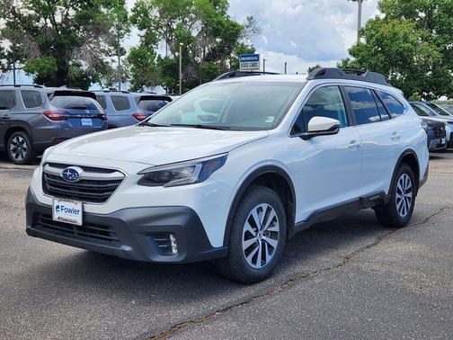Crystal White Pearl 2020 Subaru Outback Premium