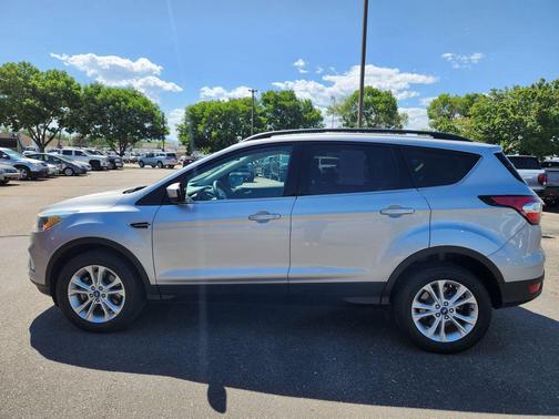 INGOT SILVER METALLIC 2018 Ford Escape SE