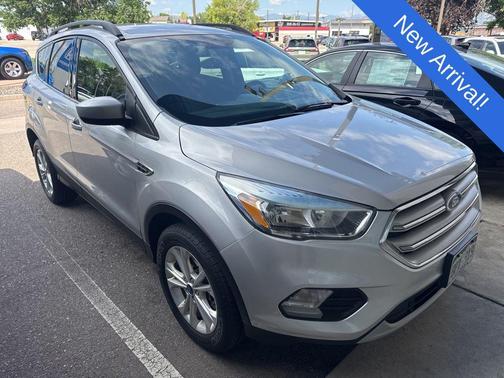INGOT SILVER METALLIC 2018 Ford Escape SE