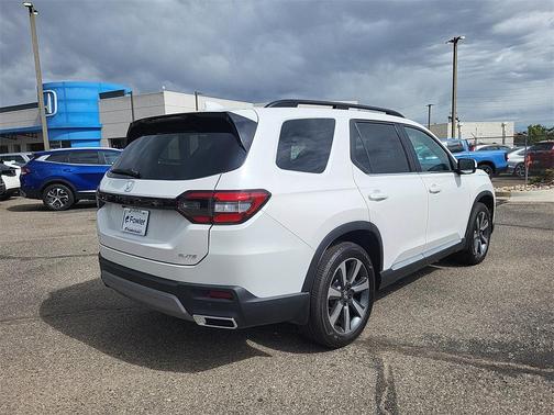 2025 Honda Pilot Elite