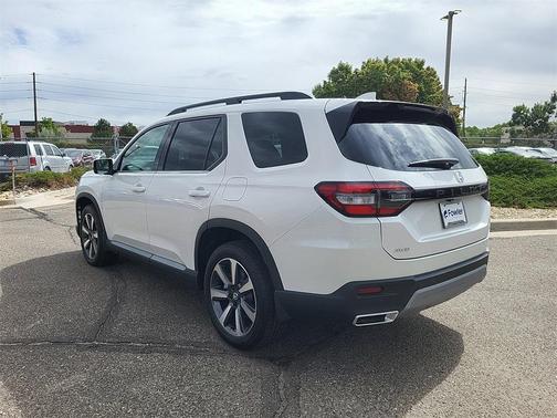 2025 Honda Pilot Elite