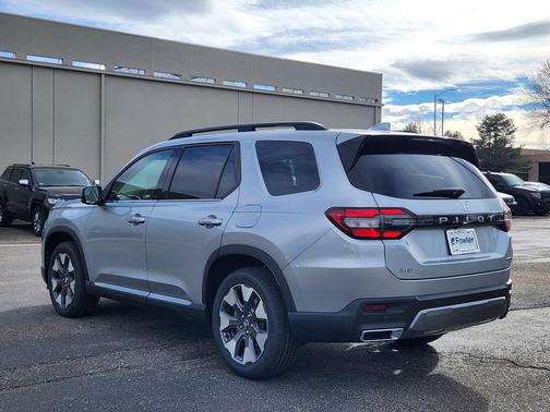 2026 Honda Pilot Touring 8-Passenger