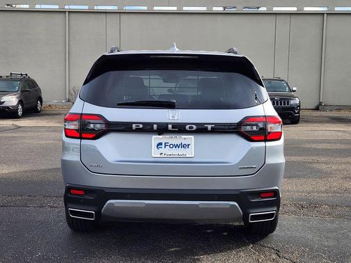 2026 Honda Pilot Touring 8-Passenger