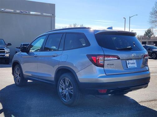 2022 Honda Pilot AWD Sport
