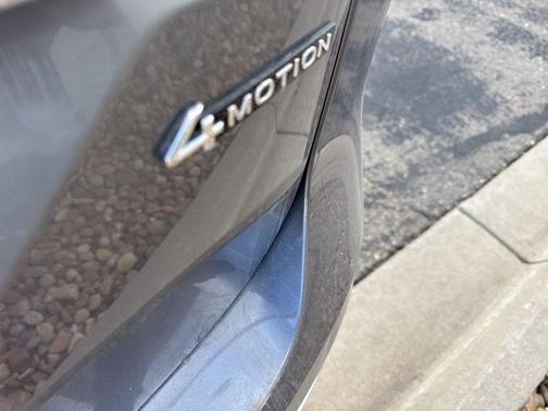 2025 Volkswagen Atlas 2.0T SE w/Technology 4MOTION