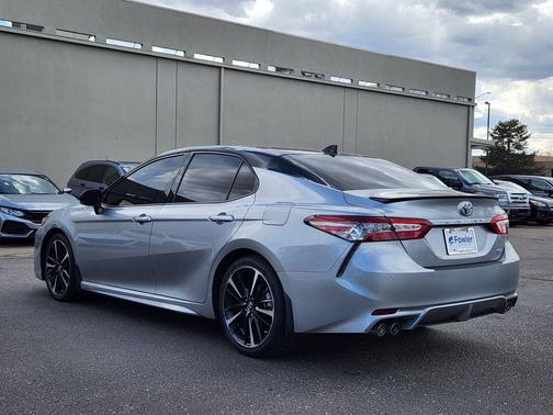 Celestial Silver/Midnight Black Metallic 2019 Toyota Camry XSE