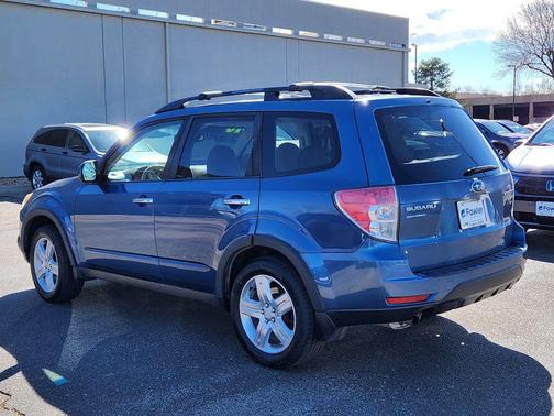Newport Blue Pearl 2010 Subaru Forester 2.5 X Premium