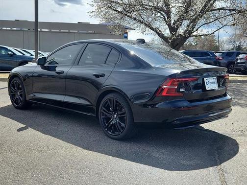 2024 Volvo S60 B5 Plus Black Edition