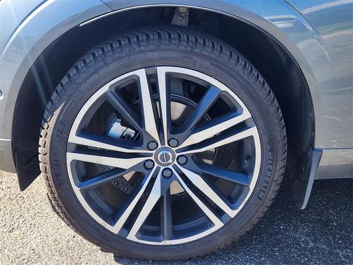 2020 Volvo XC60 T5 R-Design