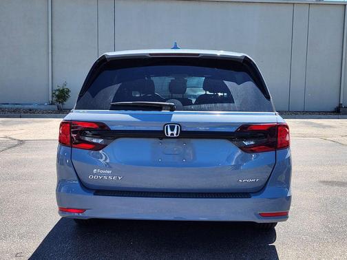 Gray Pearl 2023 Honda Odyssey Sport