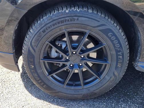 2018 Nissan Pathfinder SV