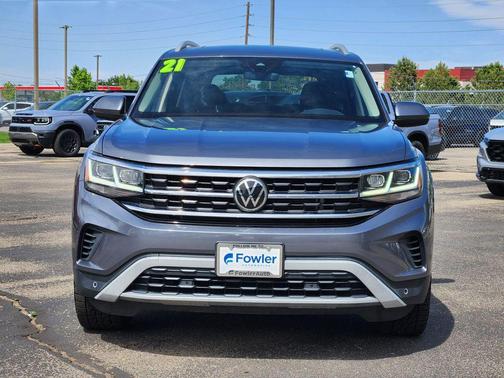 Platinum Gray Metallic 2021 Volkswagen Atlas 3.6L SEL