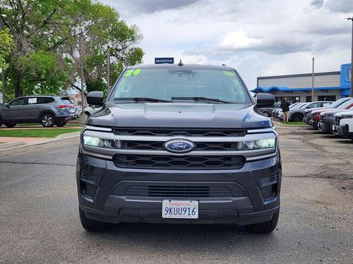 DARK MATTER PC 2024 Ford Expedition Max XLT