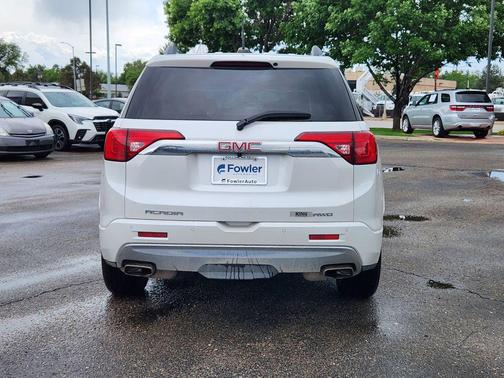 White Frost Tricoat 2019 GMC Acadia Denali