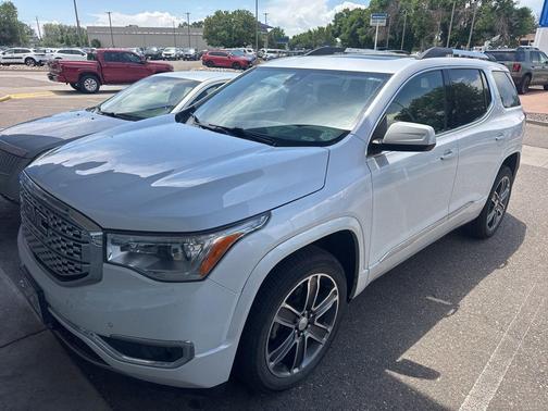 White Frost Tricoat 2019 GMC Acadia Denali
