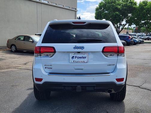 Bright White Clearcoat 2021 Jeep Grand Cherokee Limited