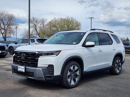 Platinum White Pearl 2026 Honda Pilot Touring 8-Passenger