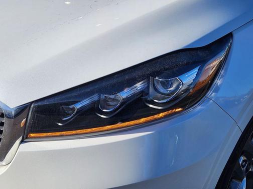 2019 Kia Sorento SX