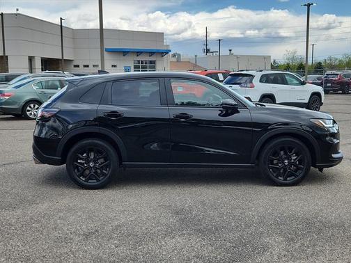 2025 Honda HR-V AWD Sport