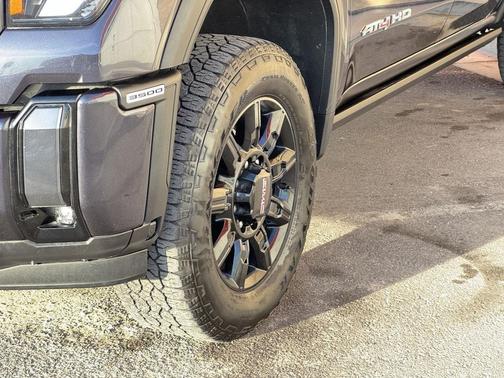 2024 GMC Sierra 3500 AT4