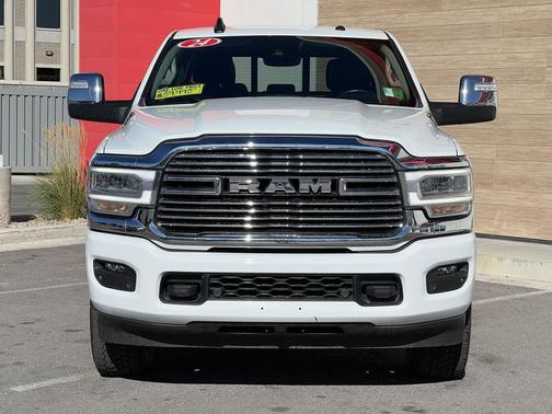 2024 RAM 2500 Laramie Crew Cab 4x4 6'4' Box