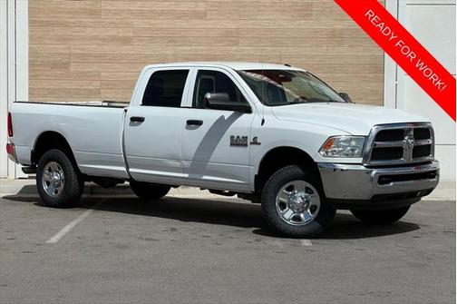 2018 RAM 2500 Tradesman Crew Cab 4x4 8' Box