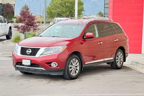 Cayenne Red Metallic 2016 Nissan Pathfinder SL