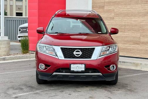 Cayenne Red Metallic 2016 Nissan Pathfinder SL