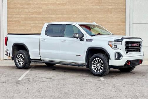 2022 GMC Sierra 1500 AT4