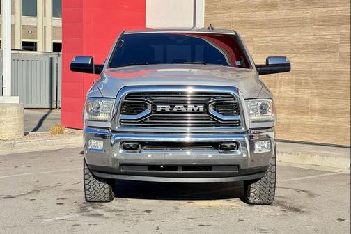 2017 RAM 2500 Limited Crew Cab 4x4 6'4' Box