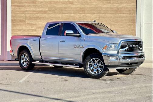 2017 RAM 2500 Limited Crew Cab 4x4 6'4' Box