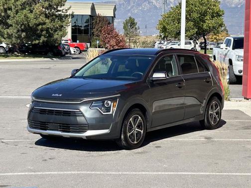 2025 Kia Niro EX