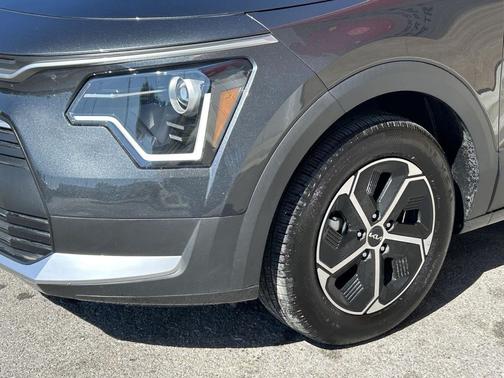 2025 Kia Niro EX