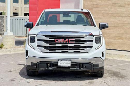 Summit White 2023 GMC Sierra 1500 SLE