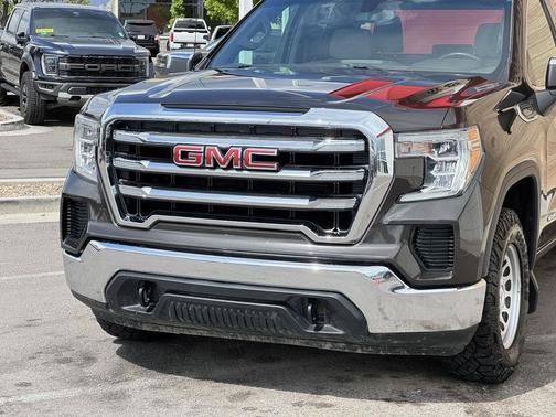 Brownstone Metallic 2021 GMC Sierra 1500 SLE