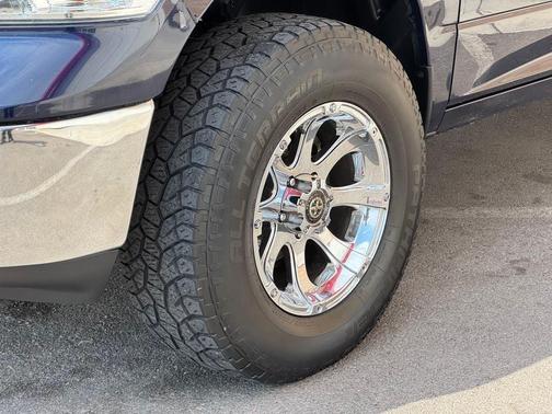 2018 RAM 1500 SLT