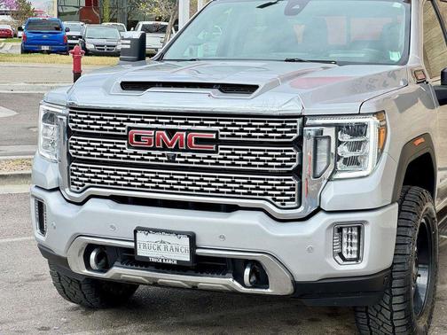 Quicksilver Metallic 2023 GMC Sierra 2500 Denali