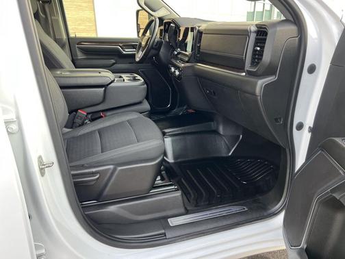 2024 GMC Sierra 2500 SLE