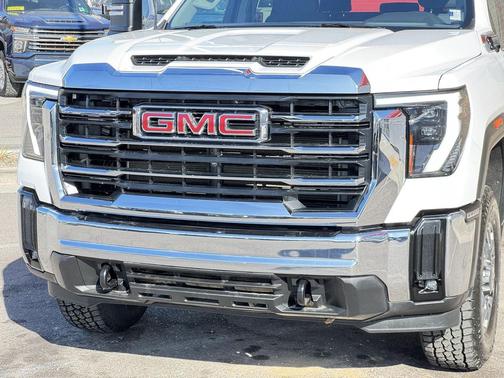 2024 GMC Sierra 2500 SLE