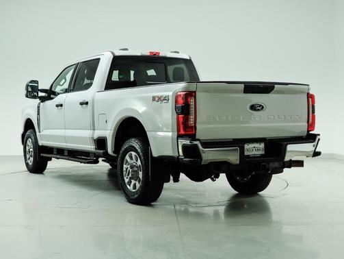 2023 Ford F-250 XLT