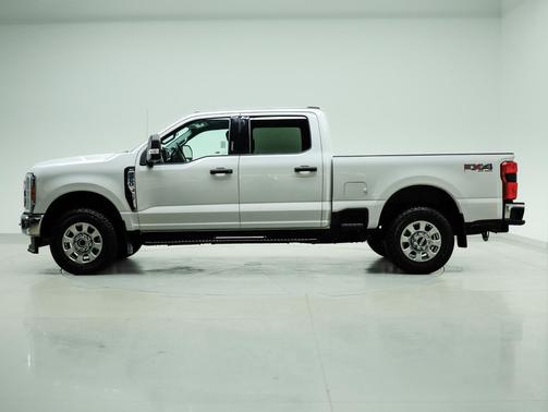 2023 Ford F-250 XLT
