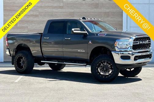 2019 RAM 2500 Big Horn Crew Cab 4x4 6'4' Box