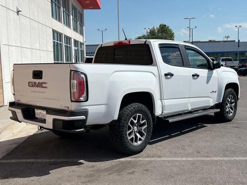 2022 GMC Canyon AT4